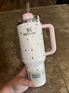 Stanley Pink and White Star Stripe Tumbler with Pink Handle